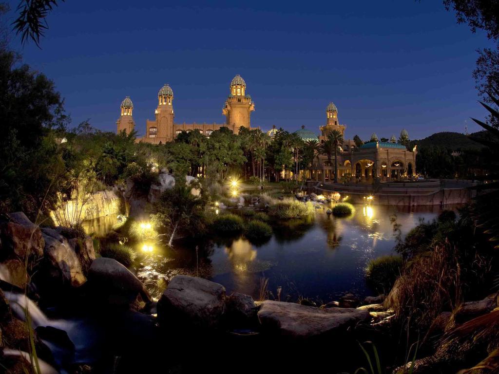 The Palace Of The Lost City At Sun City Resort Exterior photo