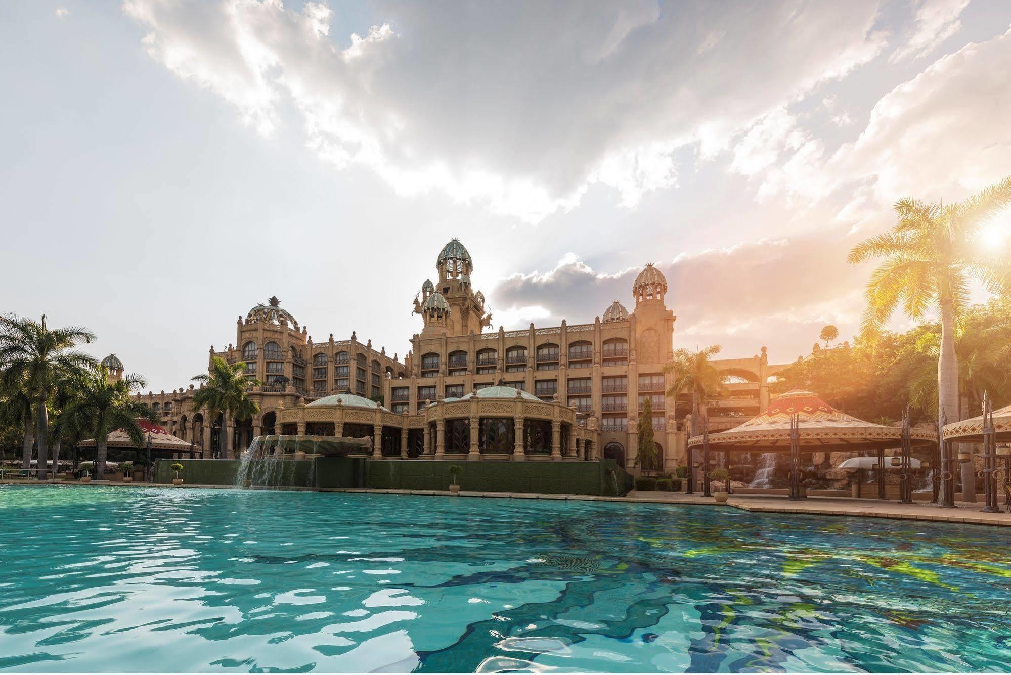 The Palace Of The Lost City At Sun City Resort Exterior photo